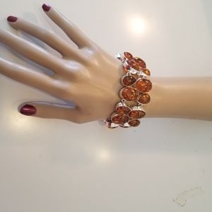 EXQUISITE BRACELET NWOT